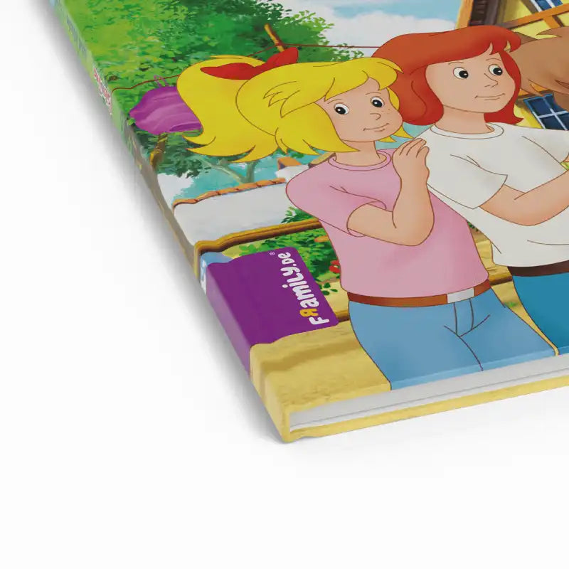 Detailansicht des Buchrückens eines illustrierten Bibi & Tina Buches.