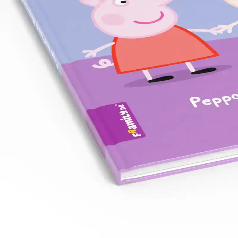Detailansicht des Buchrückens eines illustrierten Peppa-Wutz Buches.