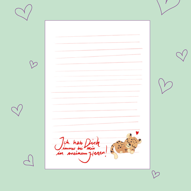 Briefpapier zum kostenlosen Download: unten ist ein süßer Leopard mit Herz abgebildet, daneben steht: "Ich hab Dich immer bei mir in meinem Herzen!"
